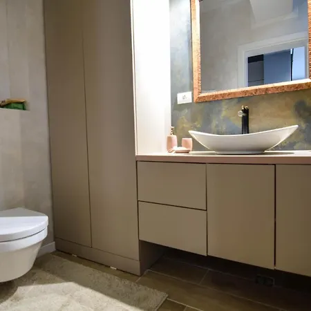 Apartman Aviatorii Residence 06 *